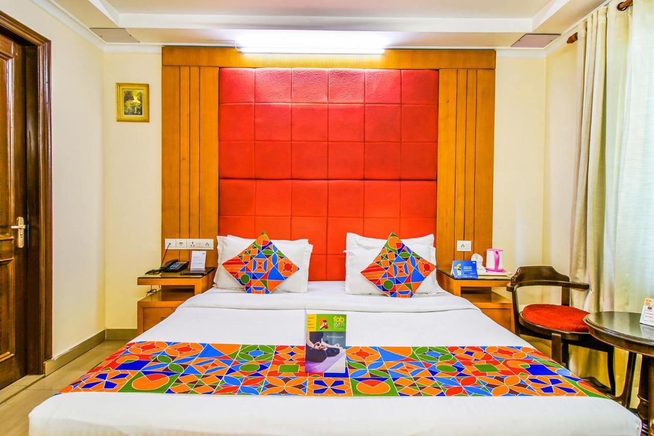 Fabhotel Signature Plaza Új-Delhi Kültér fotó