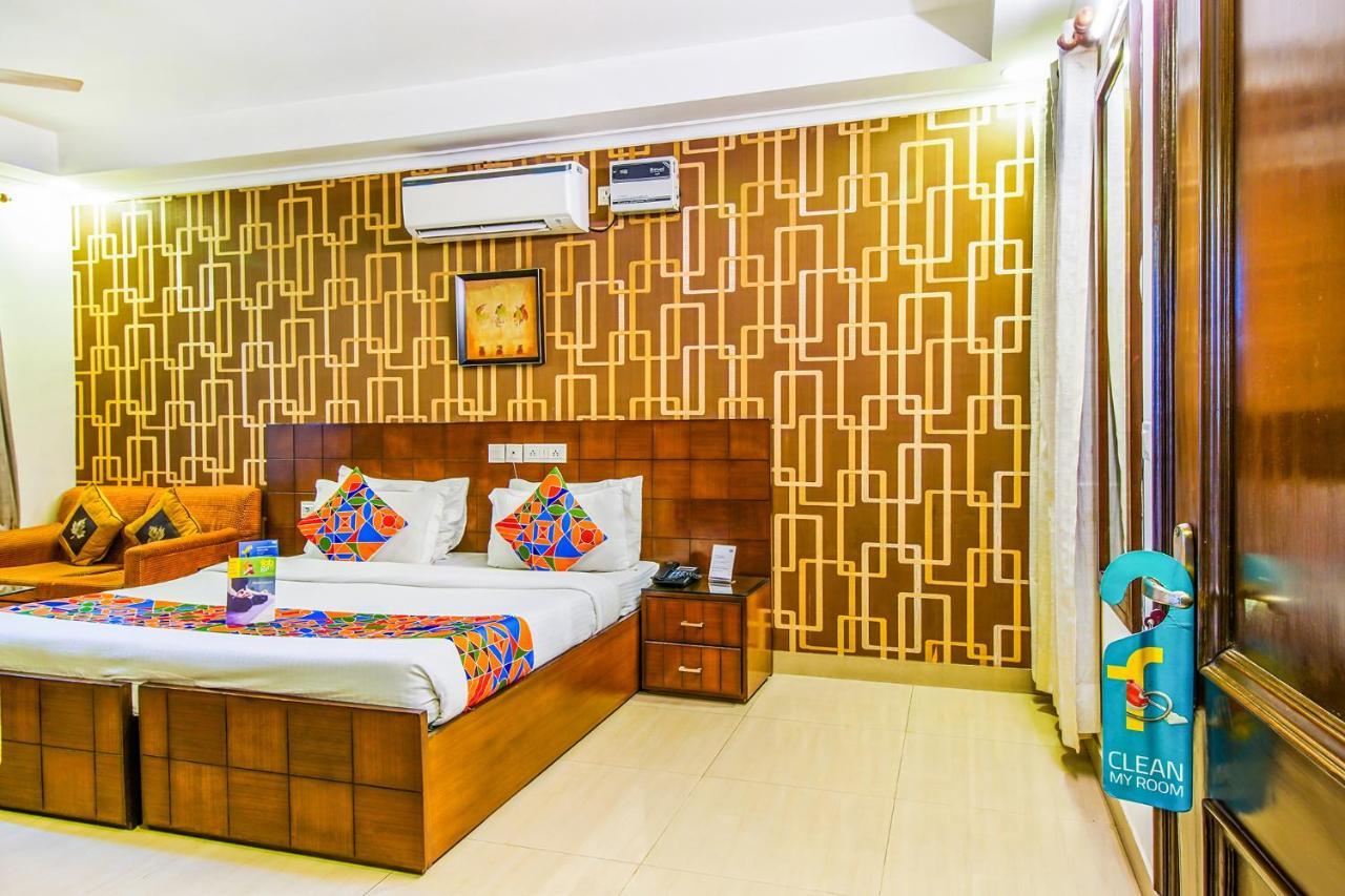 Fabhotel Signature Plaza Új-Delhi Kültér fotó